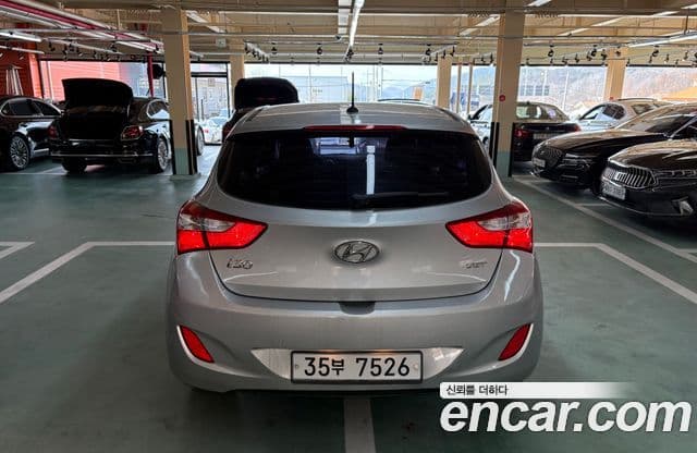 Hyundai i30(новый кузов / новое поколение) дизель 1.6 VGT Unique, 2012 все фото