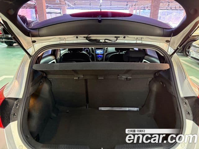 Hyundai i30(новый кузов / новое поколение) дизель 1.6 VGT Unique, 2012 15