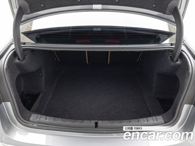 BMW 3시리즈 (G20), 2025 15