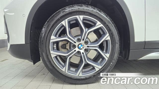 BMW X1 (F48) xDrive 20i xLine, 2022 все фото