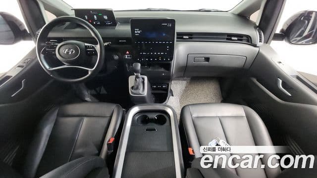 Hyundai Staria Modern, 2022 7
