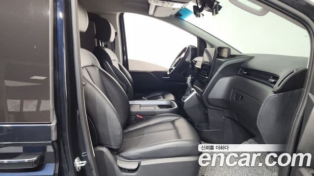 Hyundai Staria Modern, 2022 11