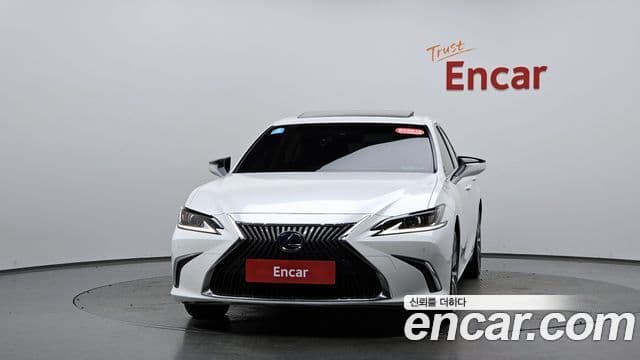 Lexus ES300h 7세대 Luxury, 2019 3