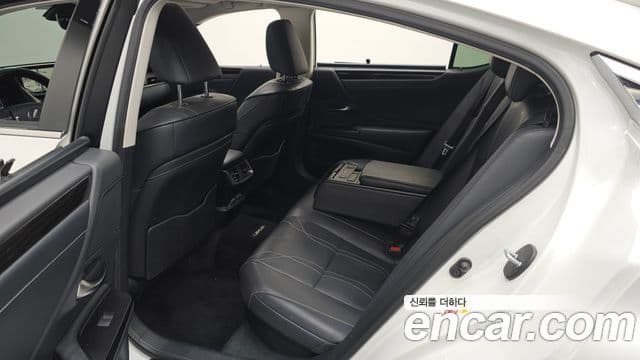 Lexus ES300h 7세대 Luxury, 2019 12