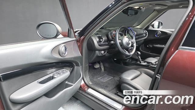 Mini Cooper 클럽맨 2세대, 2016 10
