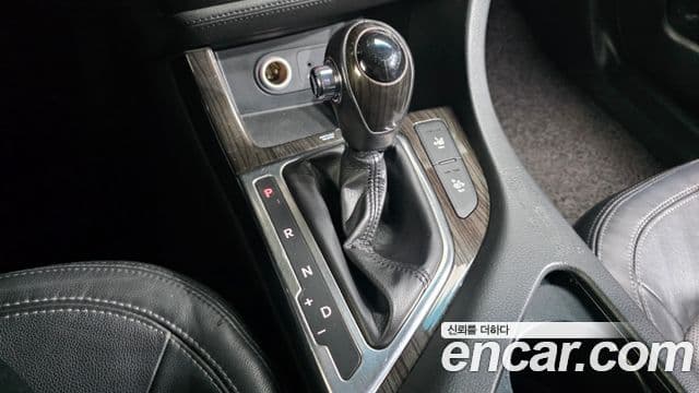 Kia K5 Prestige, 2011 9