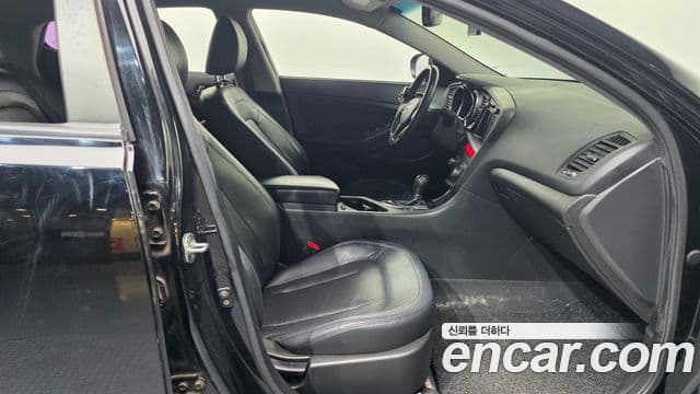 Kia K5 Prestige, 2011 11