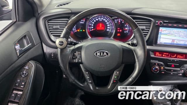 Kia K5 Prestige, 2011 13