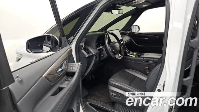 Toyota Alphard 4세대, 2024 10