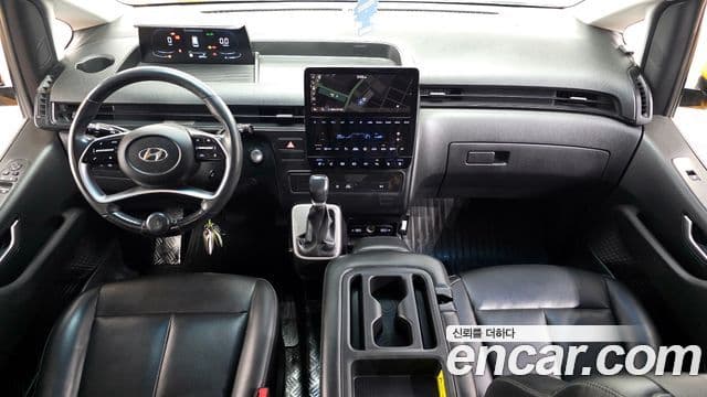 Hyundai Staria 15인승, 2022 7