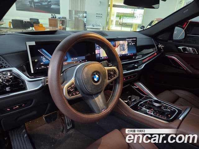 BMW X6 (G06) xDrive40i M Sport, 2025 все фото