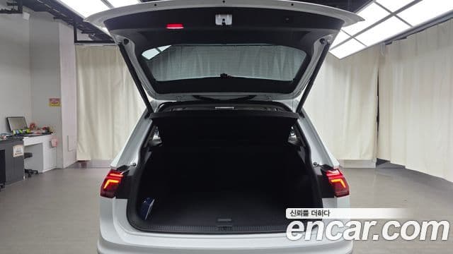 Volkswagen Tiguan 2세대 Prestige, 2023 20