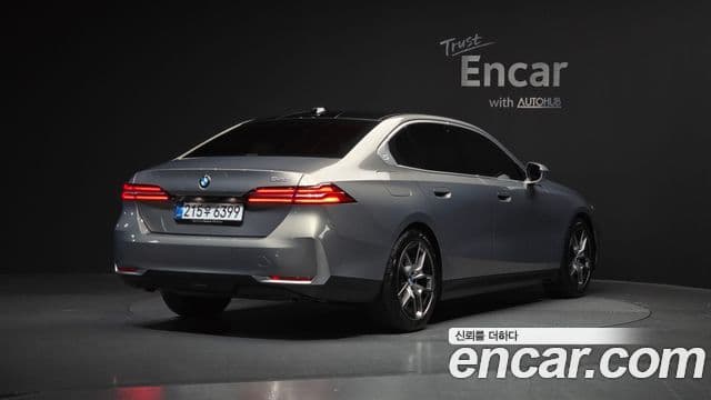 BMW 5시리즈 (G60), 2025 2