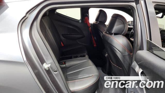 Hyundai Veloster (JS) Core, 2018 12