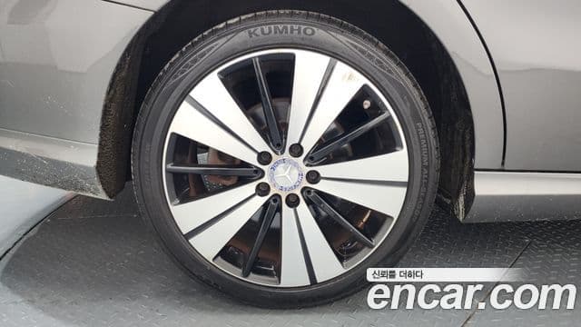 Mercedes-Benz CLA-класс C117 CLA250 4MATIC, 2017 все фото