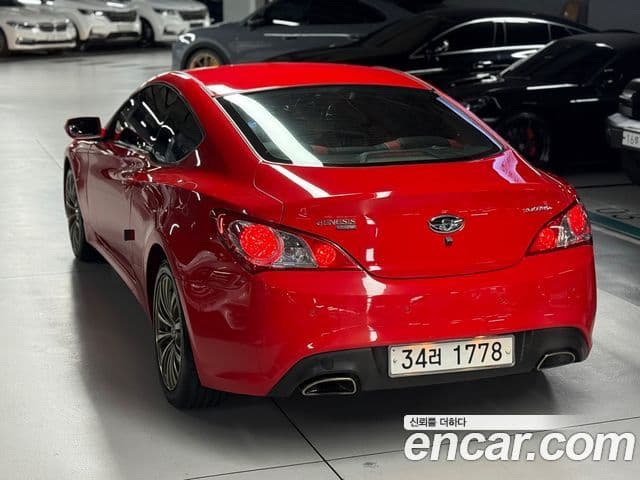 Hyundai Genesis купе 200 турбо D, 2009 6