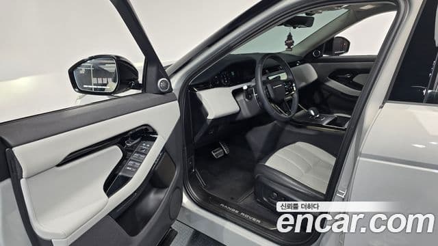 Land Rover Range Rover Evoque 2세대 P250 Dynamic SE, 2025 10