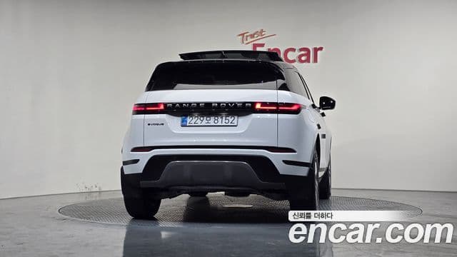 Land Rover Range Rover Evoque 2세대 P250 Dynamic SE, 2026 4