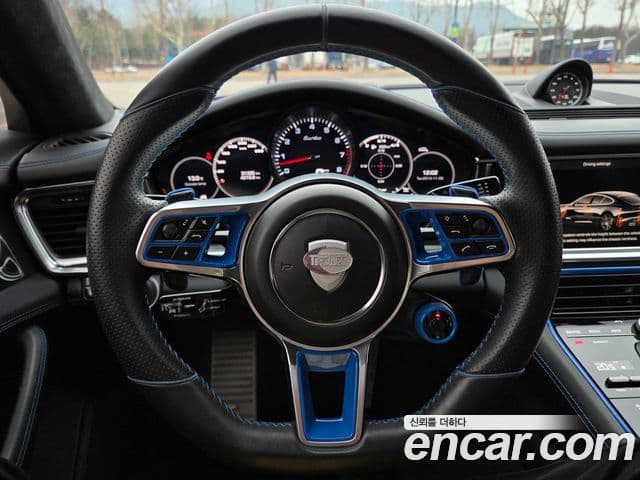 Porsche Panamera (971) 4.0 турбо, 2018 16