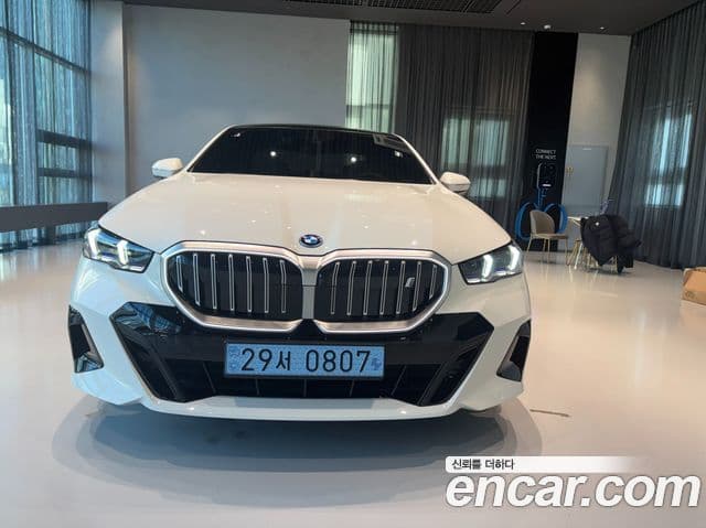 BMW i5 (G60) eDrive 40 M Sport, 2026 1