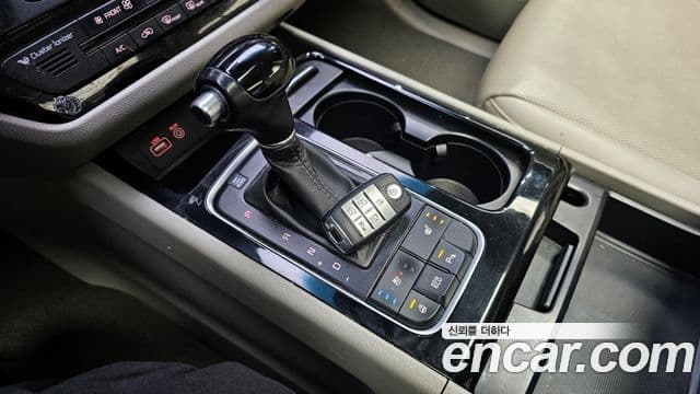 Kia All New Carnival Prestige, 2015 9