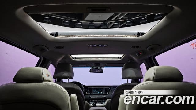 Kia All New Carnival Prestige, 2015 20