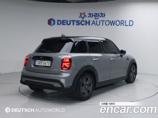 Mini Cooper 3세대, 2023 2