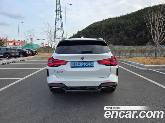 BMW iX3 M Sport, 2023 2