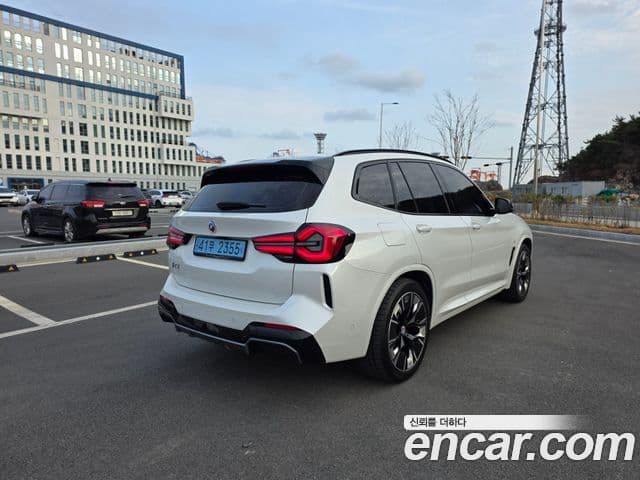 BMW iX3 M Sport, 2023 7