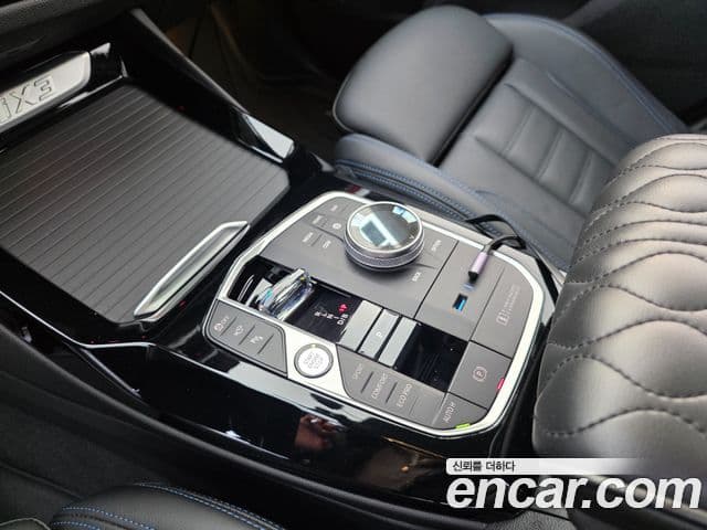 BMW iX3 M Sport, 2023 11