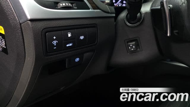 Genesis G80 Premium Luxury, 2017 18