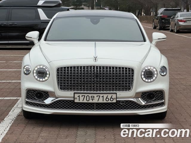 Bentley Flying Spur 3세대, 2022 3