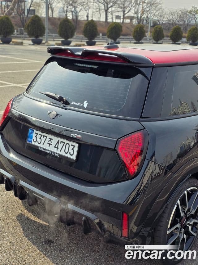 Mini Cooper S 4세대 JCW, 2026 9