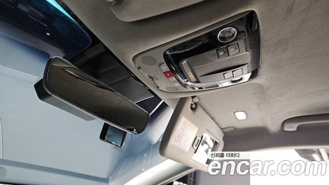 Kia K8 Signature, 2023 18