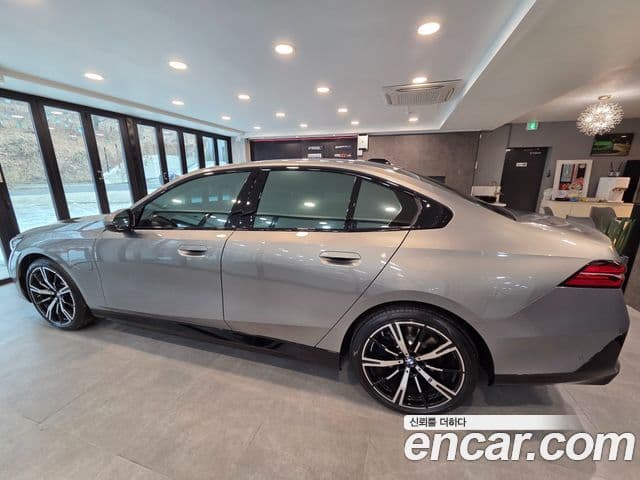 BMW 5시리즈 (G60) 530e M Sport, 2026 2