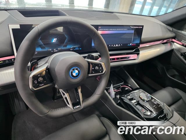 BMW 5시리즈 (G60) 530e M Sport, 2026 9