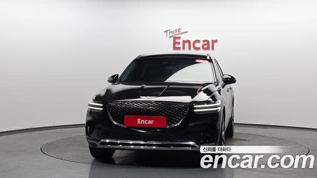 Genesis GV70, 2021 3