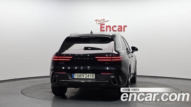 Genesis GV70, 2021 4