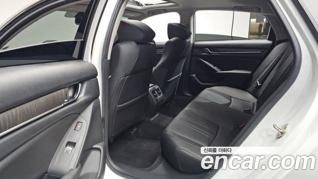 Honda Accord 10세대 1.5 турбо, 2019 12