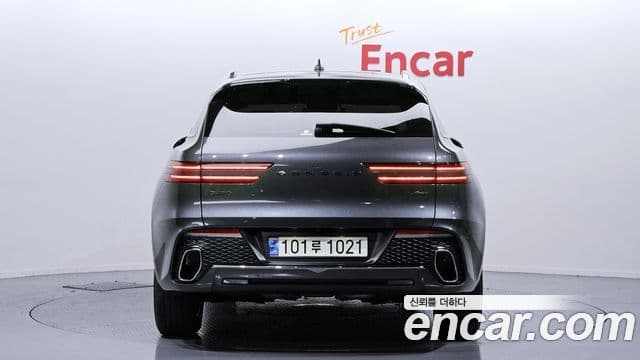 Genesis GV70, 2022 4