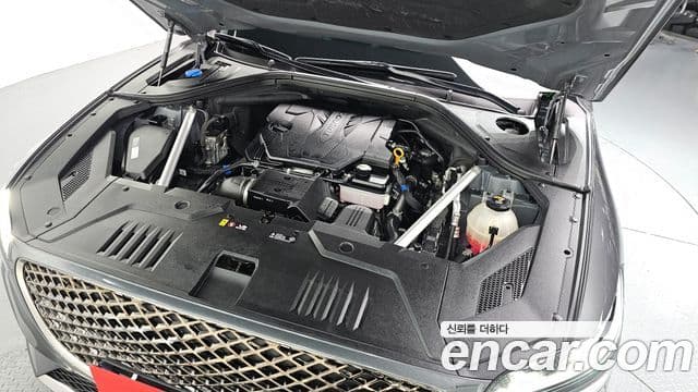 Genesis GV70, 2022 6