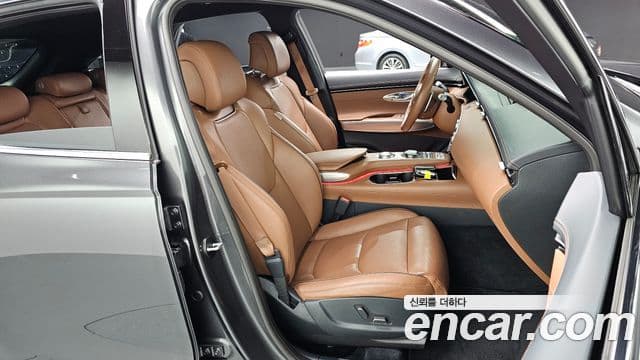 Genesis GV70, 2022 10