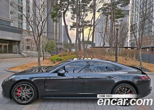 Porsche Panamera (971) 4.0 турбо, 2018 2