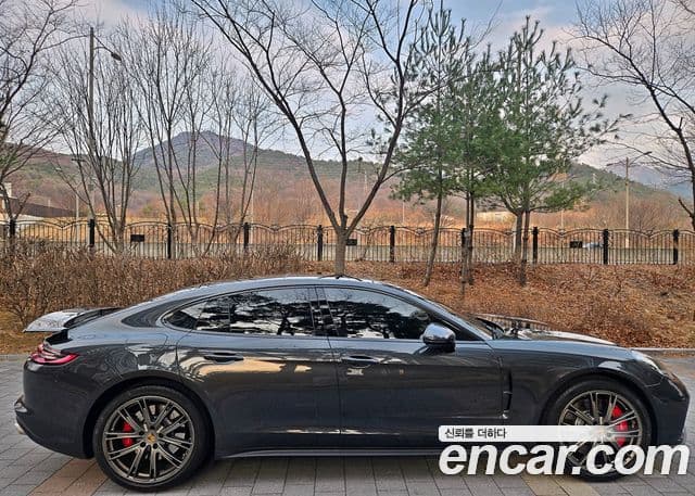 Porsche Panamera (971) 4.0 турбо, 2018 6