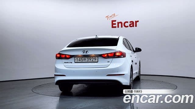 Hyundai Avante AD 1.6 GDI Value Plus, 2018 4