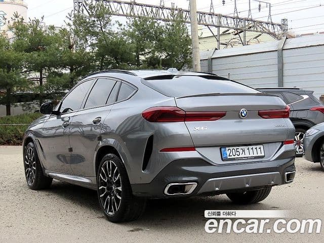 BMW X6 (G06) xDrive40i M Sport, 2025 2