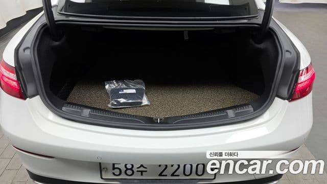Mercedes-Benz E-класс W213 E220d купе, 2017 20