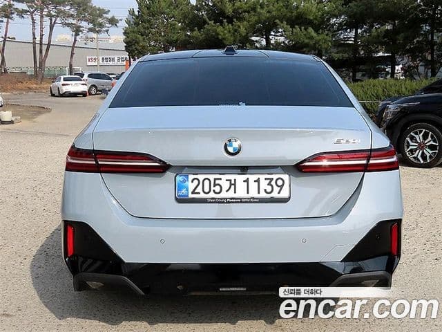 BMW 5시리즈 (G60) 520i M Sport, 2025 4