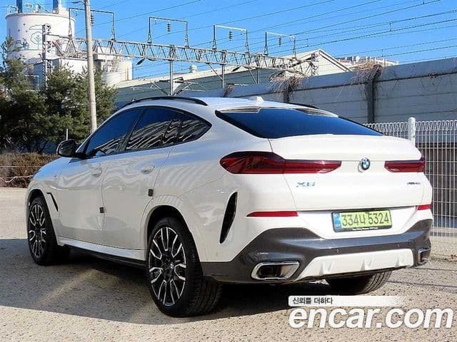BMW X6 (G06) xDrive40i M Sport, 2025 2