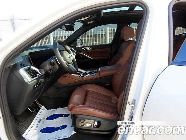BMW X6 (G06) xDrive40i M Sport, 2025 все фото